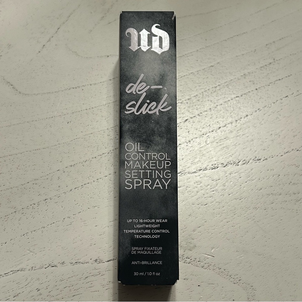 Urban Decay de Slick Makeup Setting Spray